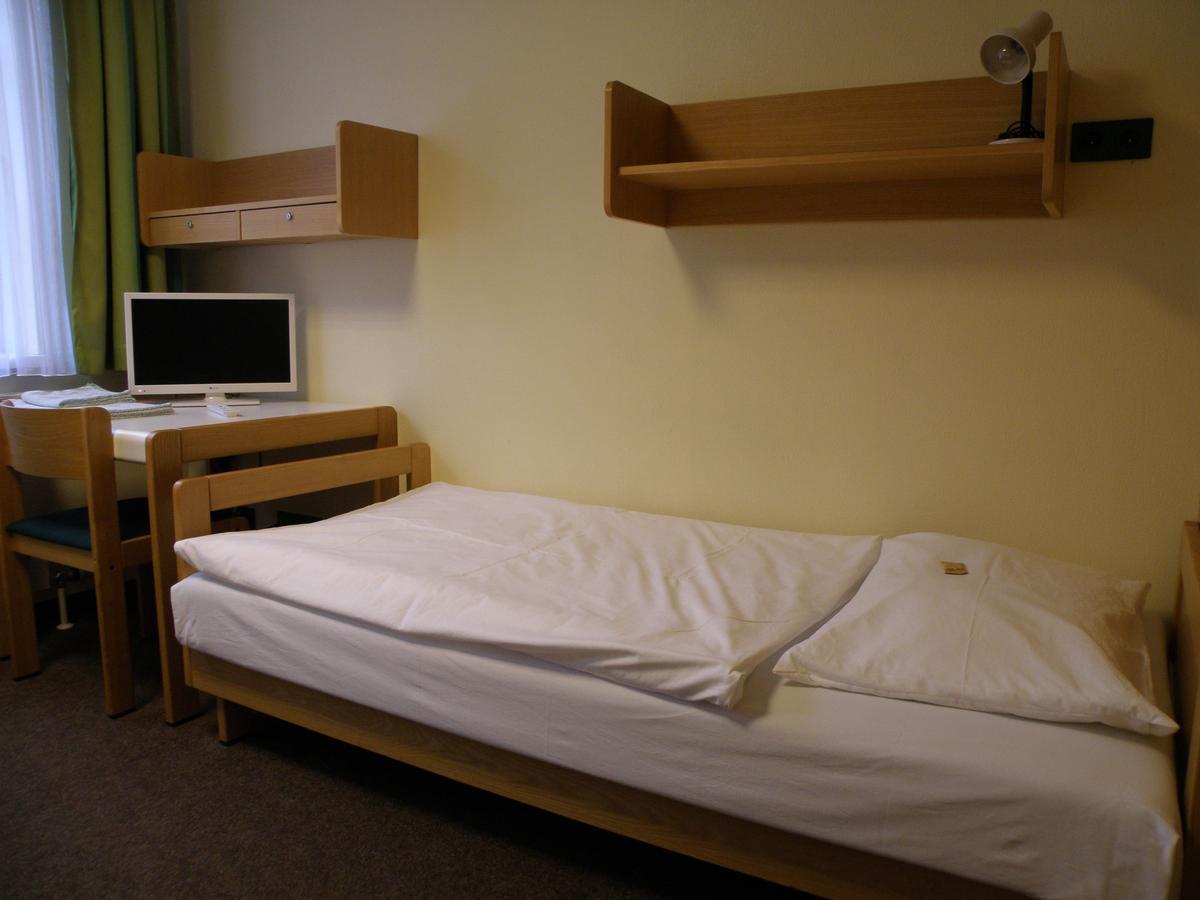 Hotel Sommerhaus Am Internats-Campus Bad Leonfelden Exteriör bild